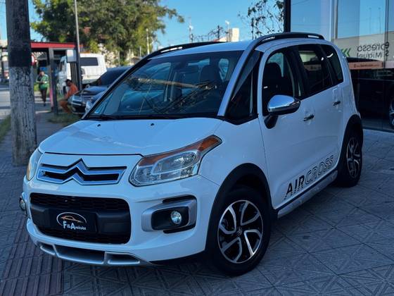 CITROËN AIRCROSS 1.6 EXCLUSIVE 16V FLEX 4P AUTOMÁTICO CITROËN AIRCROSS 1.6 EXCLUSIVE 16V FLEX 4P AUTOMÁTICO